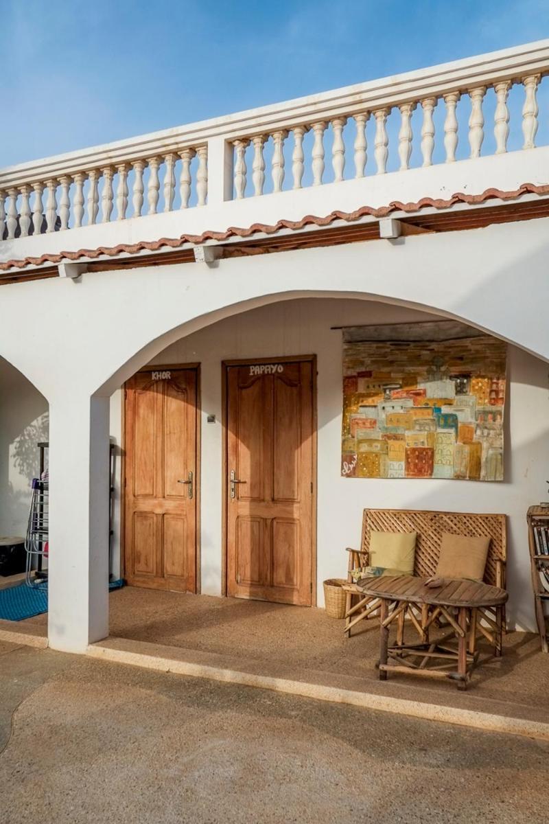 Keur Dofie Bed and Breakfast Toubab Dialaw Exteriör bild