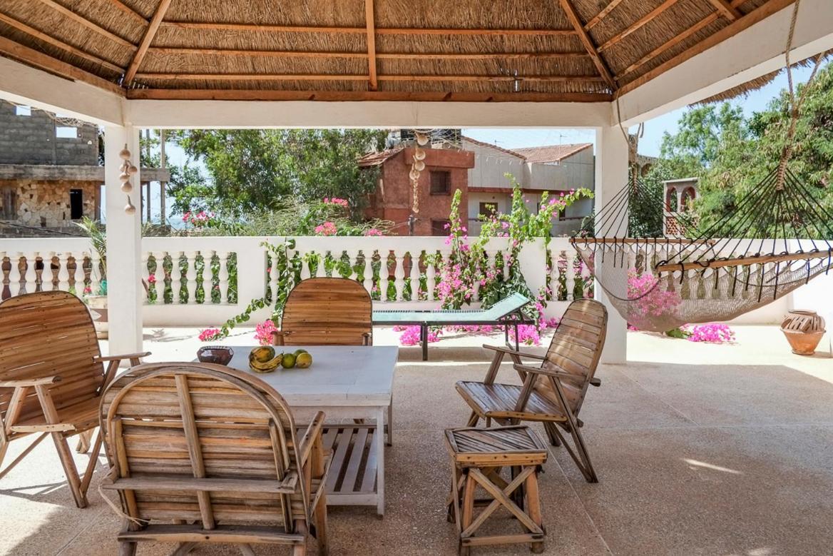 Keur Dofie Bed and Breakfast Toubab Dialaw Exteriör bild