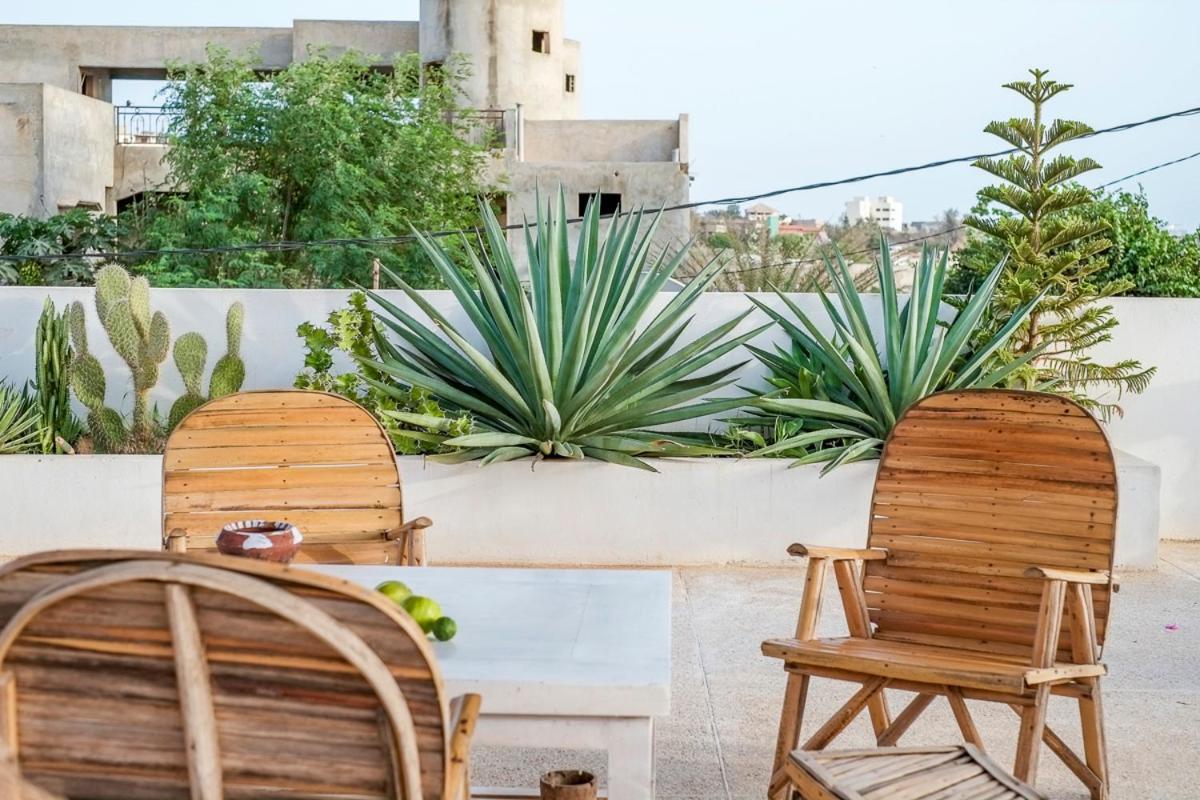 Keur Dofie Bed and Breakfast Toubab Dialaw Exteriör bild